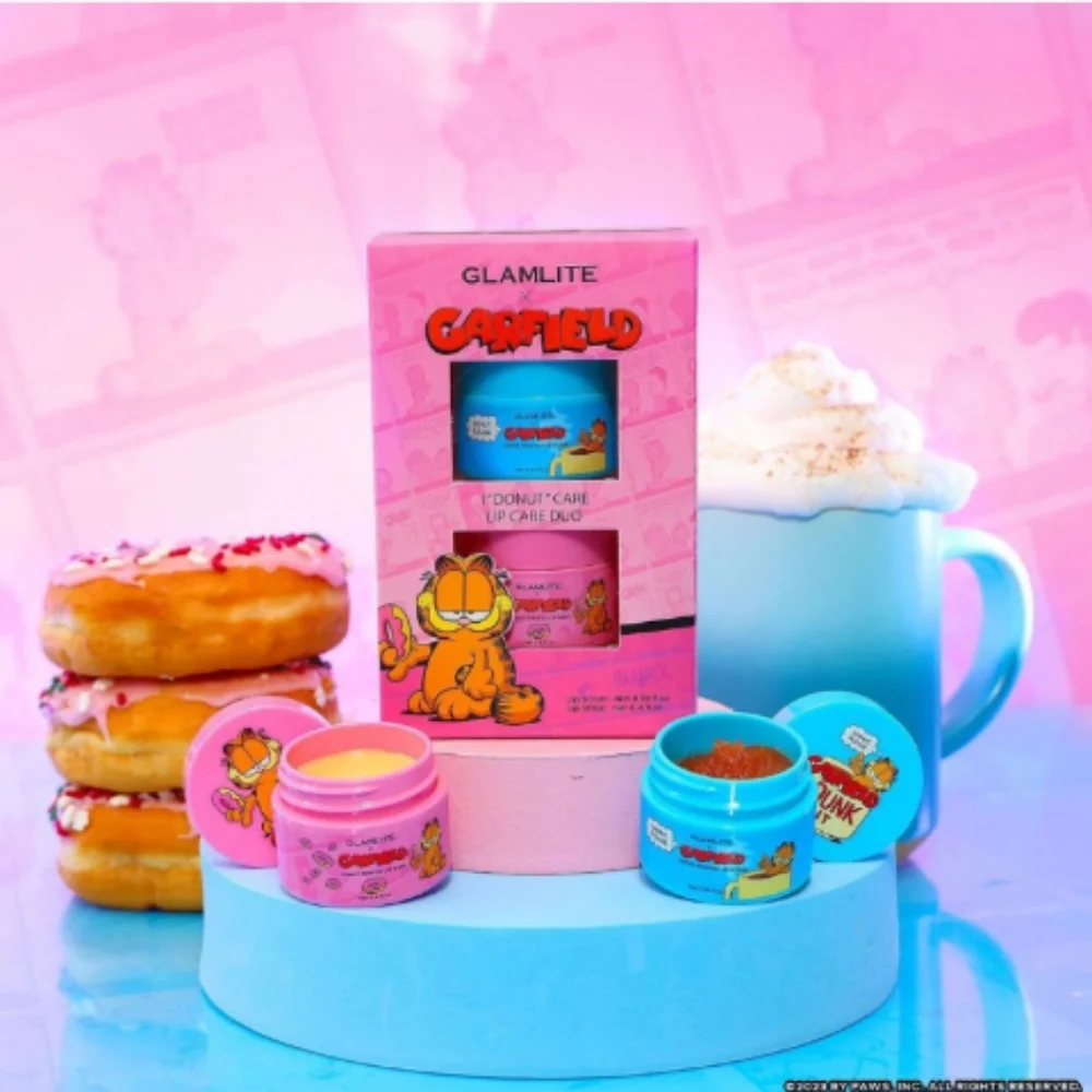 Glamlite x Garfield 4 PC Limited Edition Makeup Set